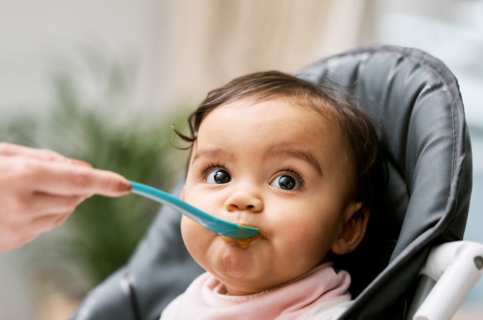 Para Ajustar a Posição Ideal para Descansar ou Comer, Opte por Cadeiras de Descanso Reclináveis