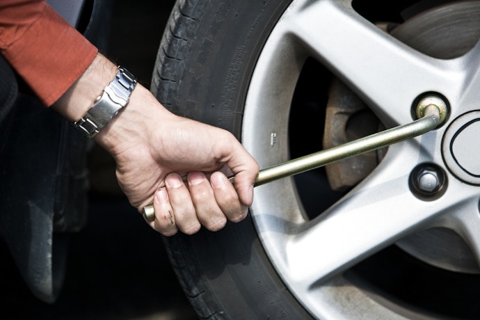 Chave de Roda L: Comum para Usar em Carros de Passeio