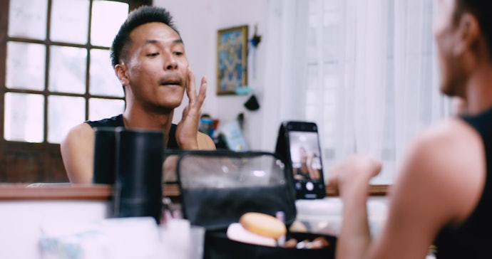 Se a Sua Pele É Sensível, Prefira um Primer sem Álcool e Fragrância