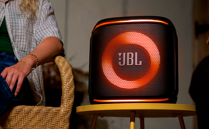 Se Quer Mais Tempo de Karaokê, Prefira a JBL PartyBox Encore 2