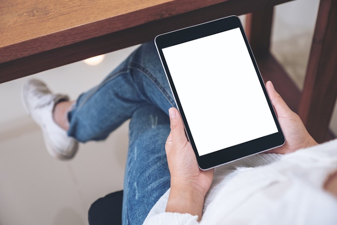 Para Segurar e Transportar com Facilidade, Prefira um Tablet Android de 7 Polegadas