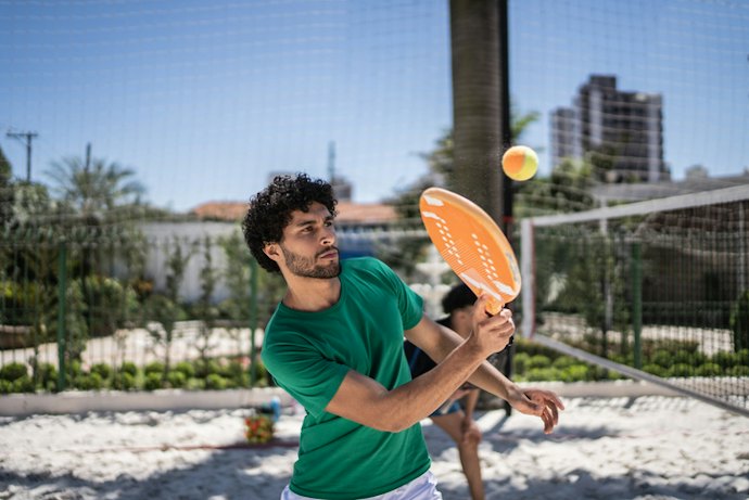 Seu Estilo de Jogo É o Ataque? Escolha Raquete de Beach Tennis com Balanceamento Alto