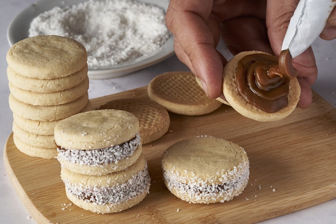 Para Coberturas e Recheios, Prefira os Doces de Leite Pastosos