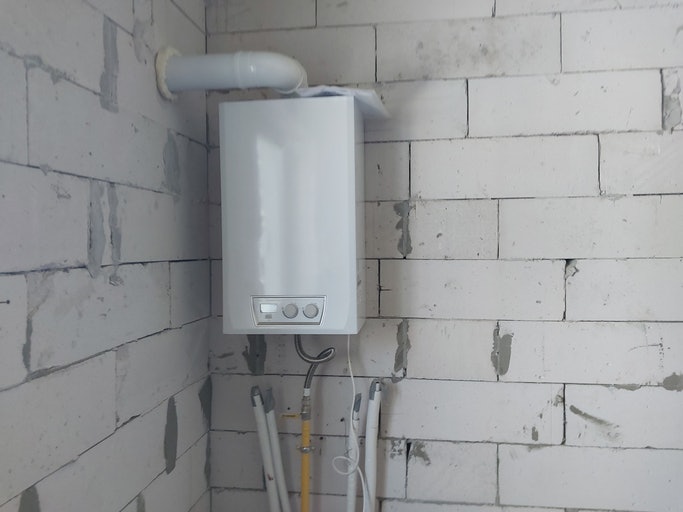 Instalações sem Chaminé ou com Ventilação Limitada: Escolha Aquecedores de Exaustão Forçada