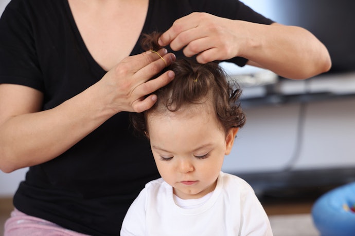 Para Bebês de 0 a 3 Anos, Prefira Cremes de Pentear da Linha Baby