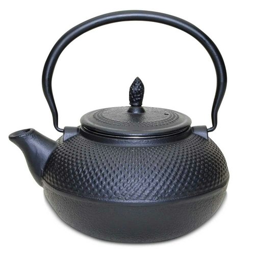 Chaleira de Ferro: Resistente e com Estilo Clássico, Mantém a Água Quente por Mais Tempo