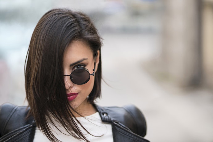 Lentes Pretas, Cinzas e Marrons São Elegantes e Bloqueiam a Luminosidade