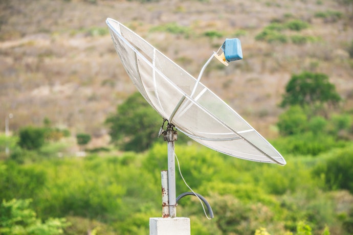 Se Você Já Possui uma Antena Telada, Opte por um Kit Completo com Antena, LNBF e Conversor