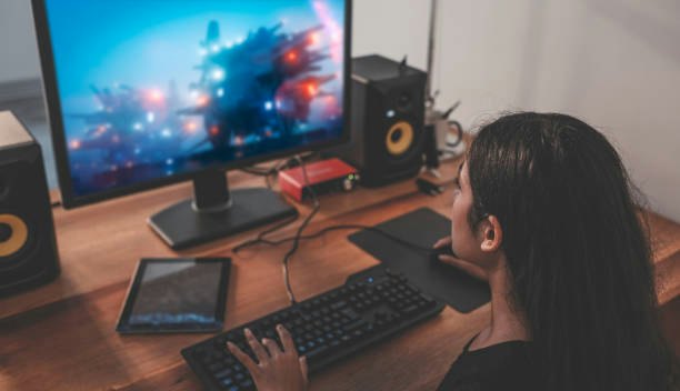 Para Jogar ou Assistir Filmes e Séries, Prefira Caixa de Som para PC com 10 W RMS ou Mais