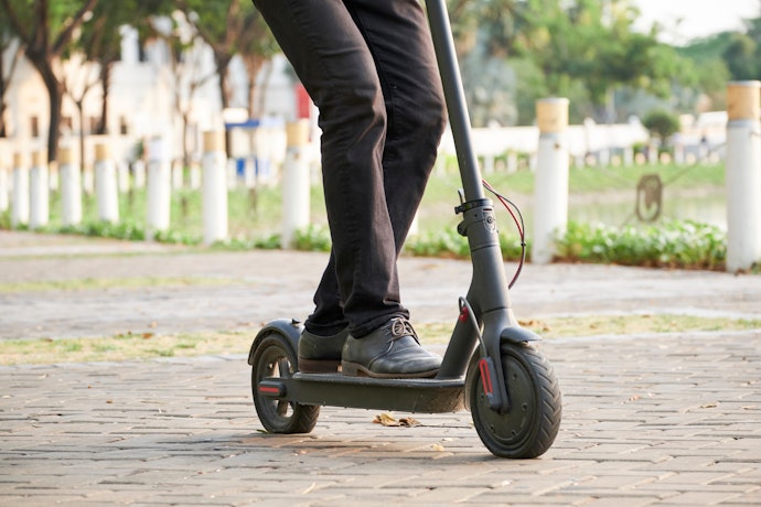 Para Distâncias Maiores, de 20 a 30 km, Prefira Patinete Elétrico com Autonomia de 40 a 50 km