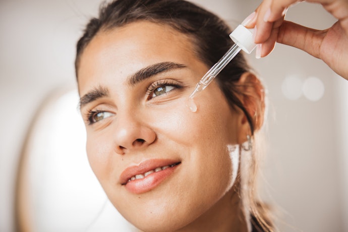 Se a Sua Pele é Oleosa ou Mista, Prefira Kits Skincare em Gel, Séruns e Loções