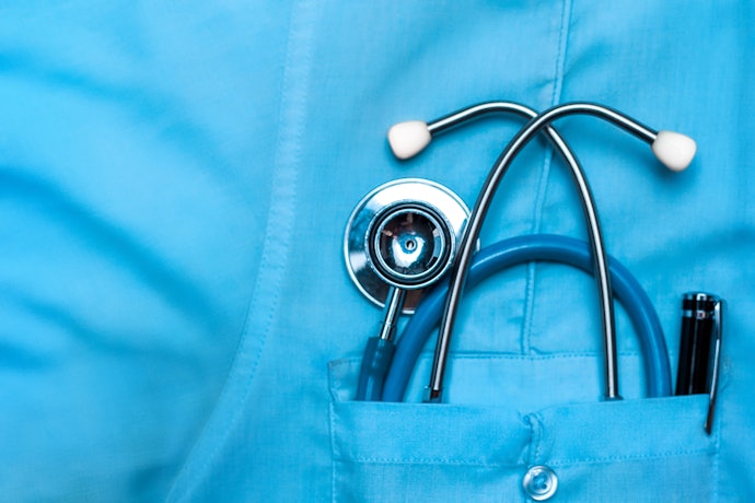 Quer Vedação Confortável? Prefira Modelos com Olivas de Silicone ou Borracha para Uso Médico