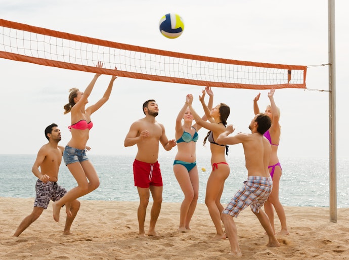 Para Jogos Casuais ou Treinos Escolares, Prefira uma Bola de Vôlei de PVC ou PU