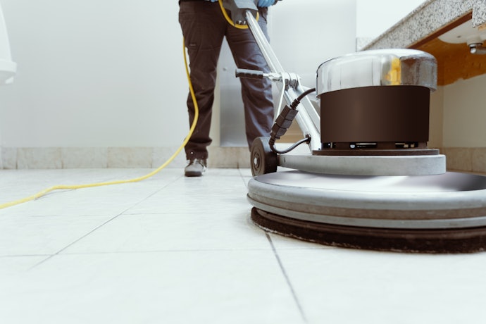Para Áreas Maiores e Limpeza Mais Pesada, Prefira Potência Acima de 300 W