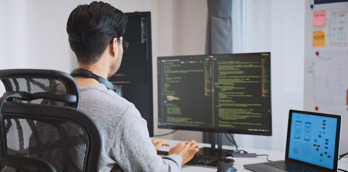 Para Quem Faz Multitarefas, como Programadores e Analistas de Dados, Prefira Telas de 27 a 34"