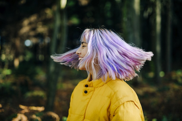 Cabelos Coloridos: Opte por Shampoos com Ceramidas e Glicerina