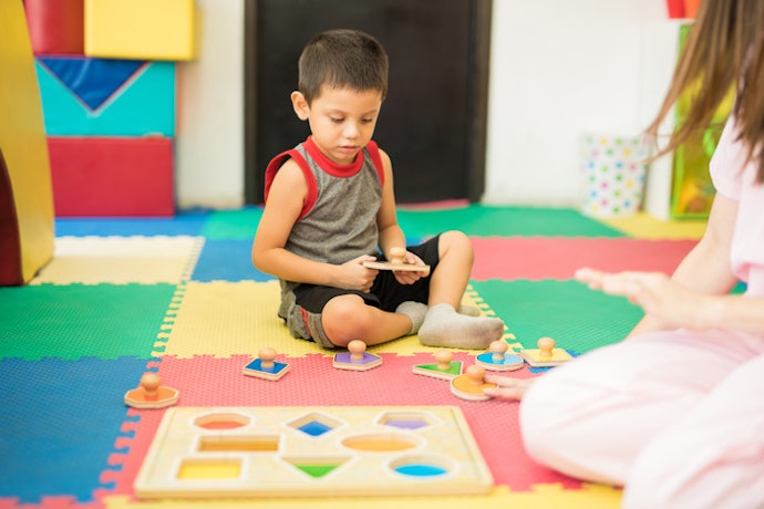 Quer um Presente para Menino de 3 Anos Educativo? Brinquedos de Encaixe com Formas Geométricas