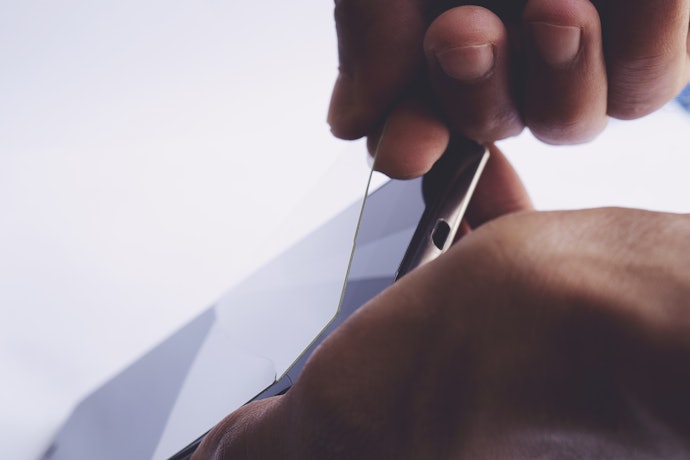 Se Busca Preço Acessível, Opte por Película para iPhone de Vidro Comum