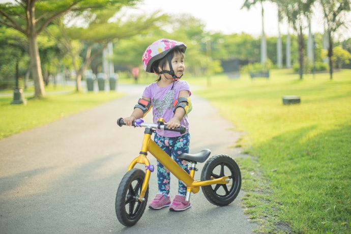 Para Crianças a Partir dos 2 Anos, Opte por uma Bicicleta de Equilíbrio de 2 Rodas