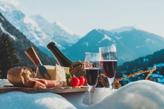 Vinho Lambrusco Tinto: Ótimo para Piqueniques e Refeições Leves