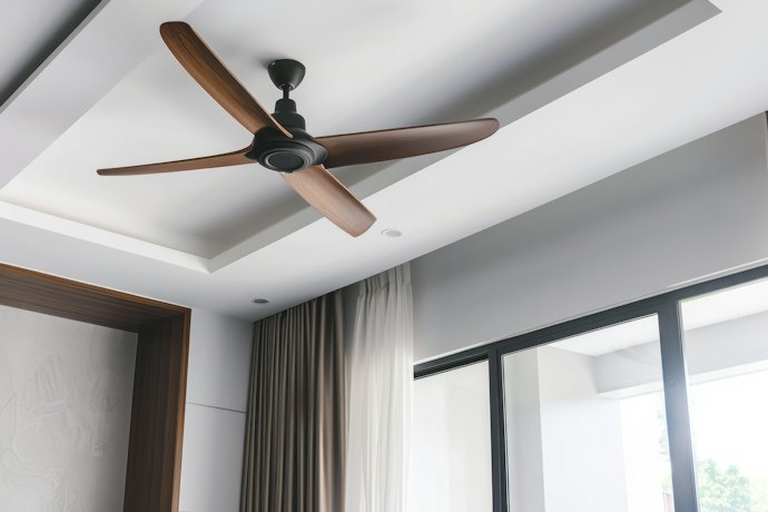 Para Ambientes entre 10 e 20 m², Opte por Ventiladores com Diâmetro entre 110 e 120 cm