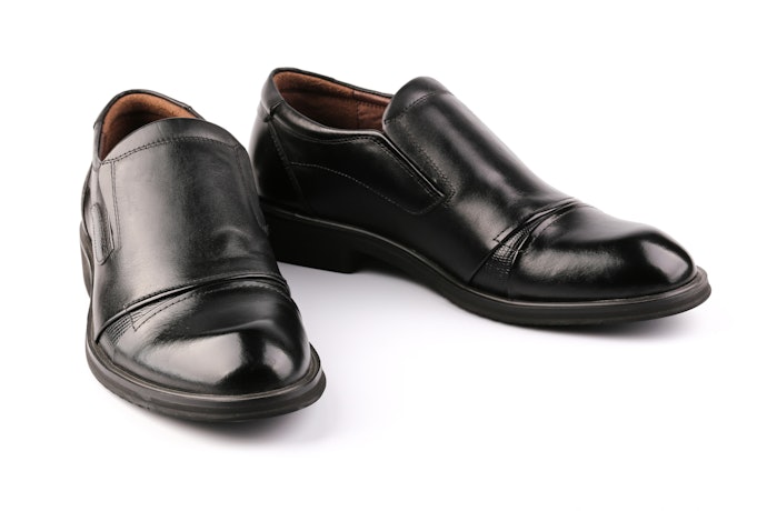 Sapato Masculino Loafer, Side Gore e Monk Strap: Não Costumam Ter Cadarços