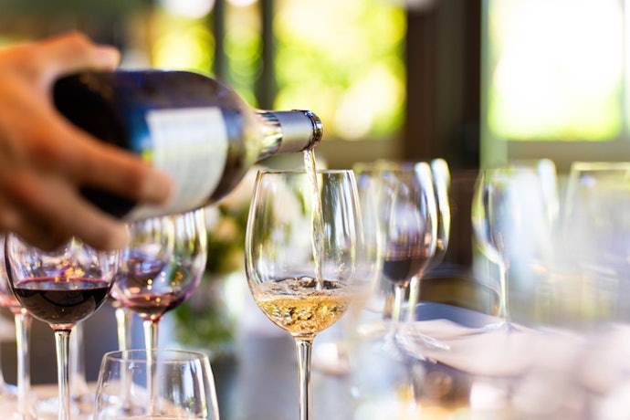 Busca uma Opção Aromática, Fresca e Bastante Frutada? Prefira Vinho Argentino Branco