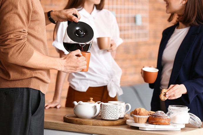 É para Escritório ou Família Grande? Prefira Cafeteira Programável de 1,8 L ou 3,6 L