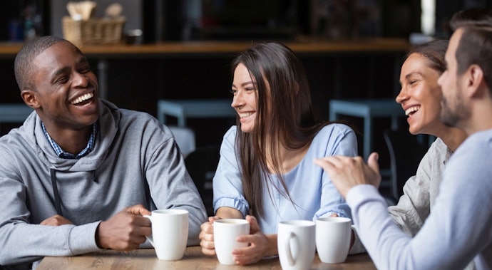 Para Famílias de 4 a 6 Pessoas, Escolha uma Cafeteira Italiana Grande