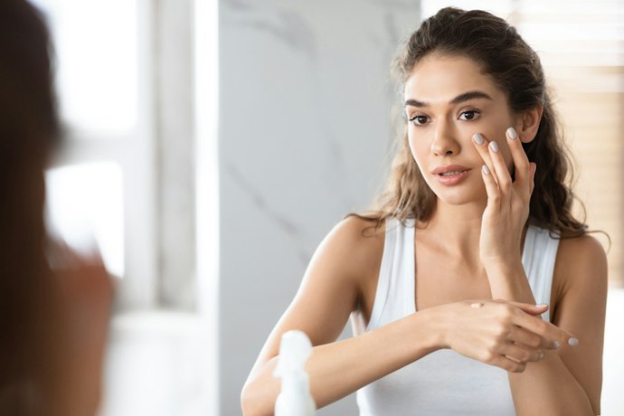 Para Controlar a Oleosidade, Escolha BB Cream com Ácido Glicólico ou Niacinamida