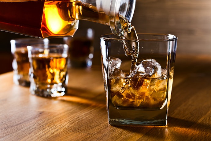 Se Busca Um Sabor Leve com Percepção Alcoólica Acentuada, Considere os Whiskys Brasileiros