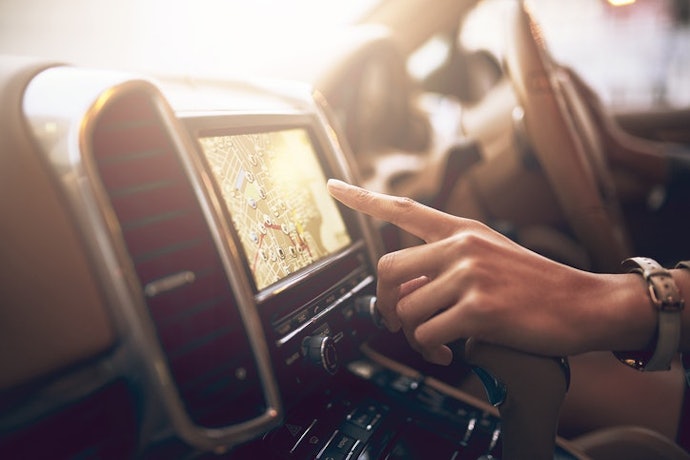 Se Não Quer Adaptar o Painel do Carro, Escolha Central Multimídia 7 Polegadas ou Tela Flutuante