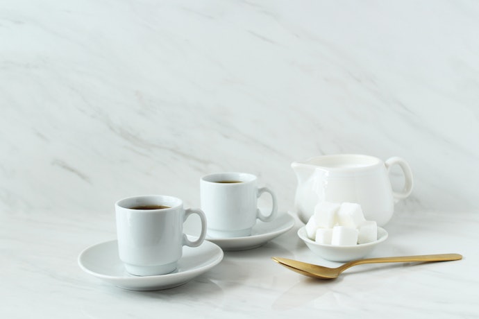 Xícara de Design Cilíndrico: para Tomar o Café com Várias Pessoas