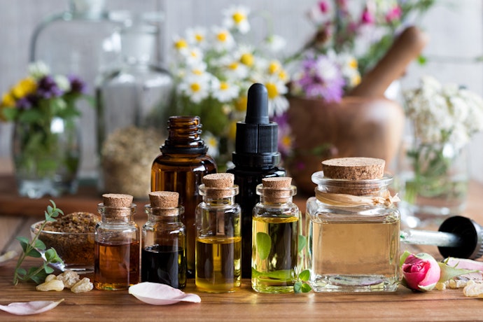 Para Cabelos Cacheados, Escolha Perfumes Enriquecidos com Óleos, Manteigas e Glicerina