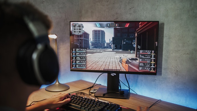 Para Jogos FPS Competitivos, Prefira um Monitor Gamer com Painel TN