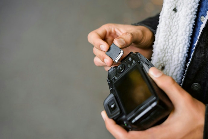 Para Câmeras Fotográficas, Use Cartões Classe 10 ou UHS-I