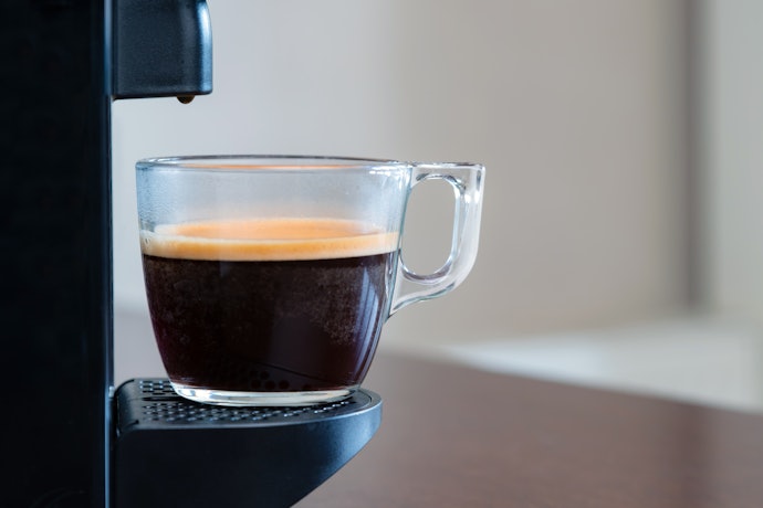 Para um Café Curto com Acidez ou Corpo Equilibrado, Escolha Ristretto ou Espresso