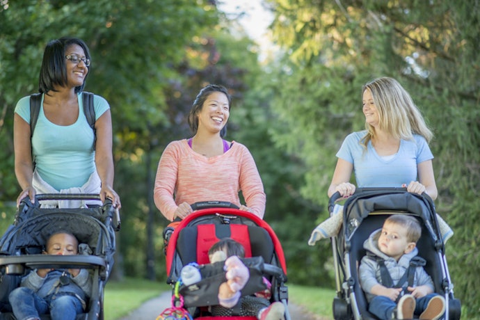 Para Passeios Mais Agradáveis: Prefira um Carrinho com Acolchoados Espessos e Respiráveis