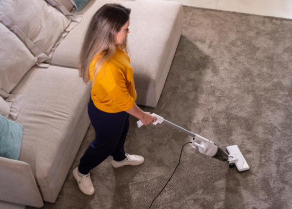 Para Ambientes de Até 50 m², Prefira Aspirador de Pó Vertical com Reservatório de 1,5 L ou 2 L