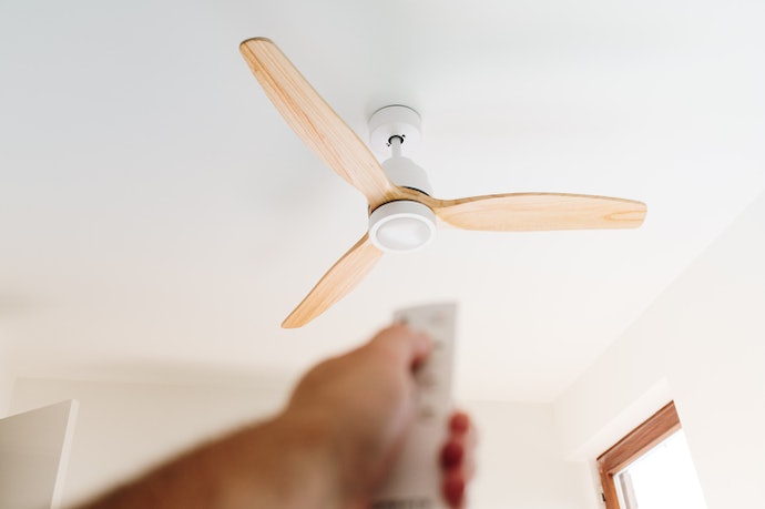 Se Não Quer Atrapalhar a Decoração, Escolha um Ventilador Turbo de Teto