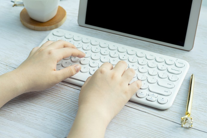Se Você Precisa de Portabilidade, Opte por Teclados Compactos e Leves