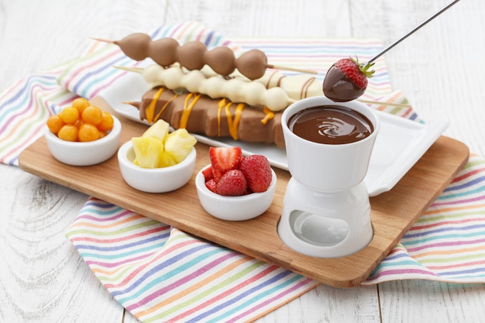 Aquecimento com Vela é Melhor para Fondue de Chocolate