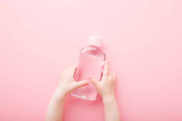 Para Proteger a Pele Delicada, Prefira um Perfume Infantil sem Álcool, Parabenos e Outros
