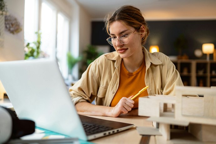 Sketch Up e AutoCAD: Prefira Intel Core i5 10ª Geração ou AMD Ryzen 5 Série 4000