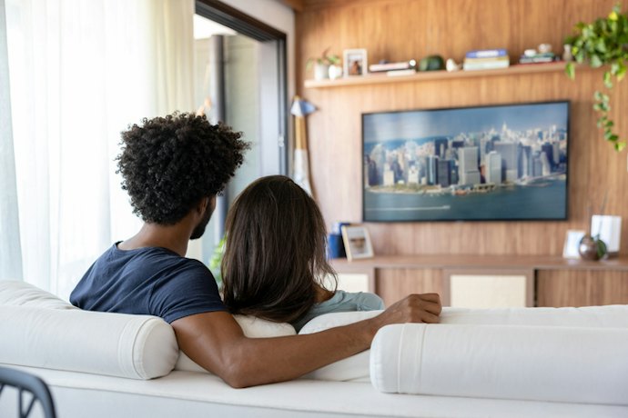 Para Ver Streaming sem Travar, Escolha TVs com Sistema Fluído e Apps Nativos