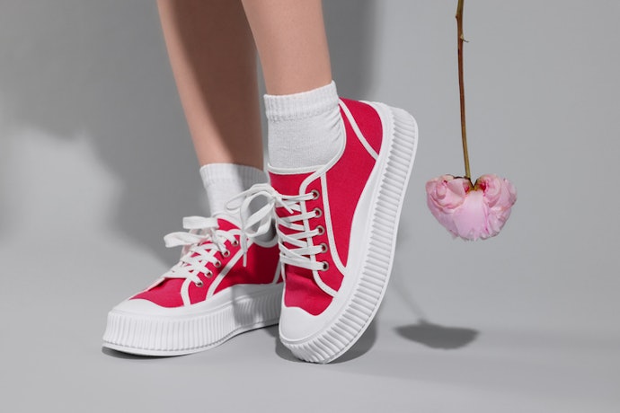 Para Seguir Tendências e Compor Looks Estilosos, Aposte nos Modelos em Alta