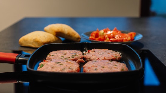Para Preparos em Casa, Chapa para Lanches Menores, com Até 60 cm São Suficientes