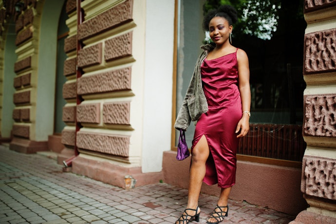 Quer um Caimento Suave e Minimalista? Aposte no Slip Dress