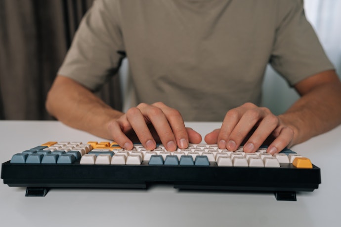 Se Quer Mais Precisão e Durabilidade, Escolha um Teclado Ergonômico Mecânico