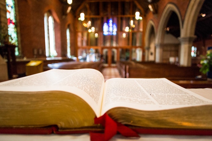 Para se Alinhar com sua Tradição Religiosa, Opte pela Tradução Usada em sua Igreja